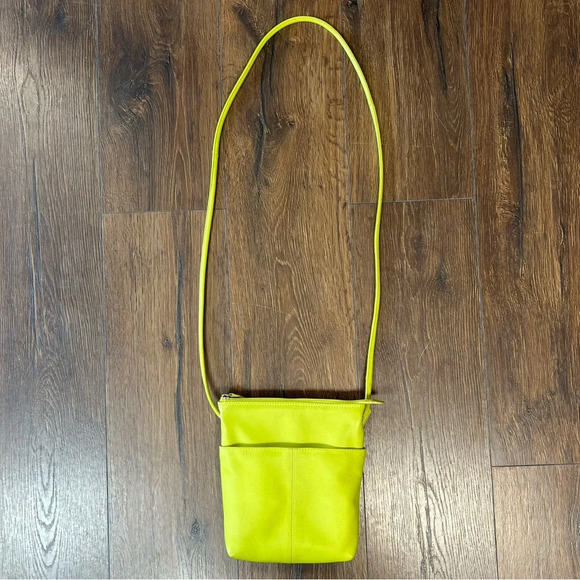 ILI New York Midi Sac Style in Pear - Picture 2 of 10